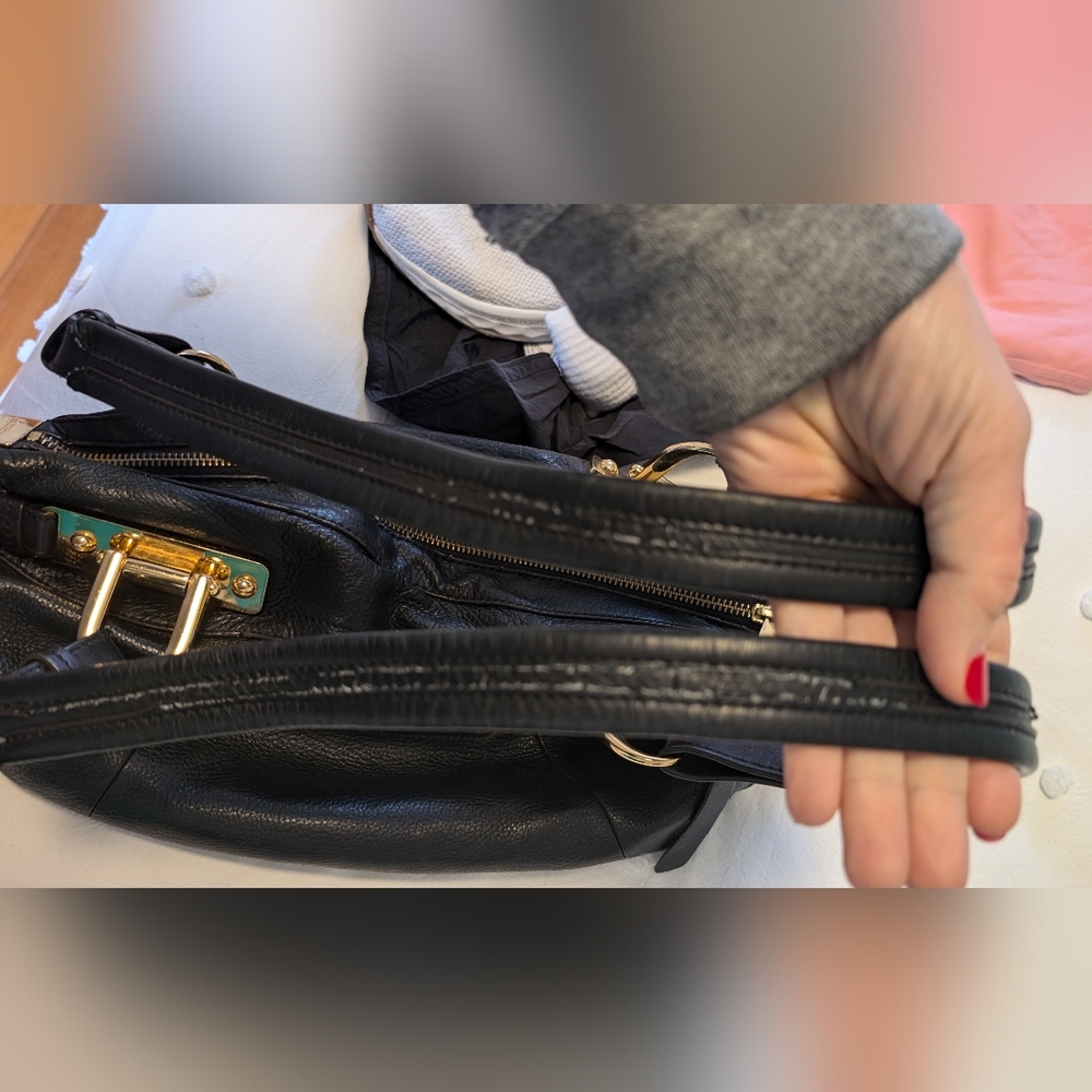 B. Makowsky *vintage* Black Leather Shoulder Bag - Picture 7 of 12